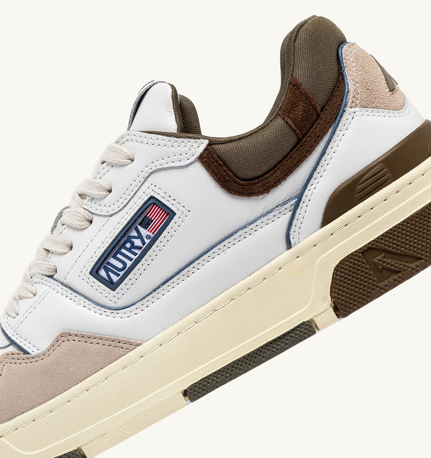SNEAKERS CLC LOW IN PELLE E SUEDE COLORE BIANCO E COVERT GREEN