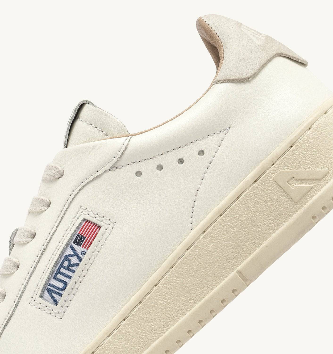SNEAKERS DALLAS LOW IN PELLE BIANCA