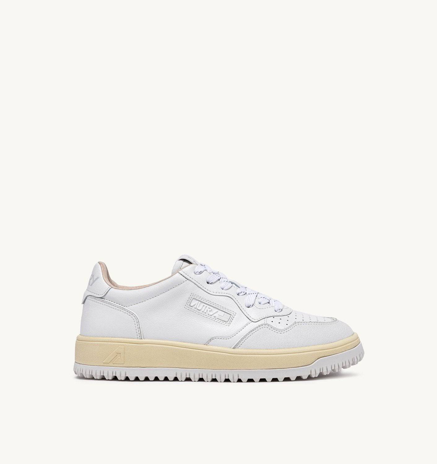 SNEAKERS GOLF LOW IN PELLE COLORE BIANCO