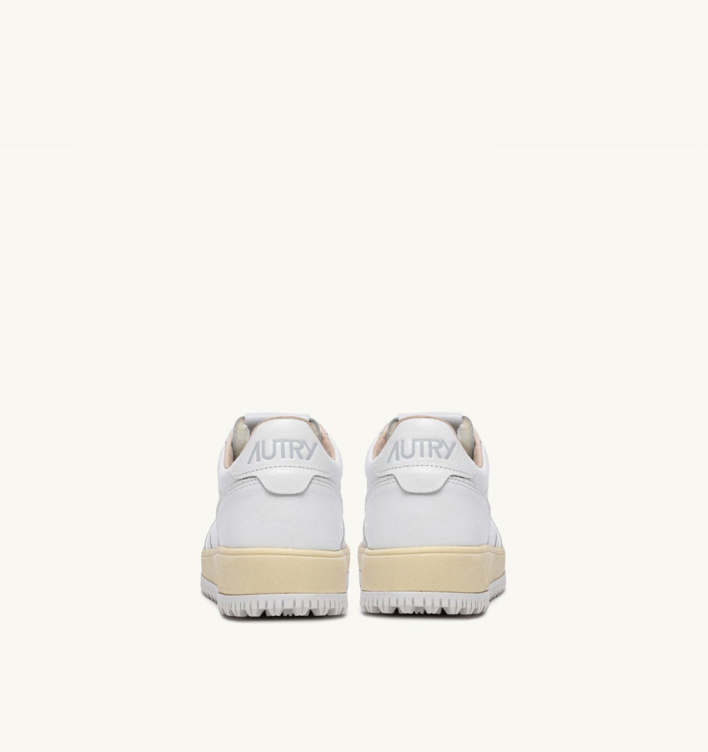 SNEAKERS GOLF LOW IN PELLE COLORE BIANCO