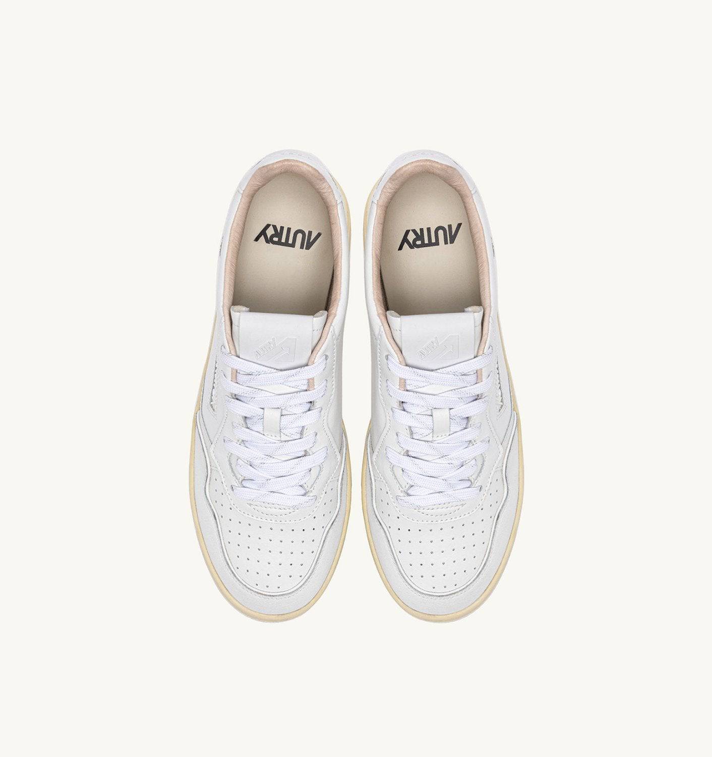 SNEAKERS GOLF LOW IN PELLE COLORE BIANCO