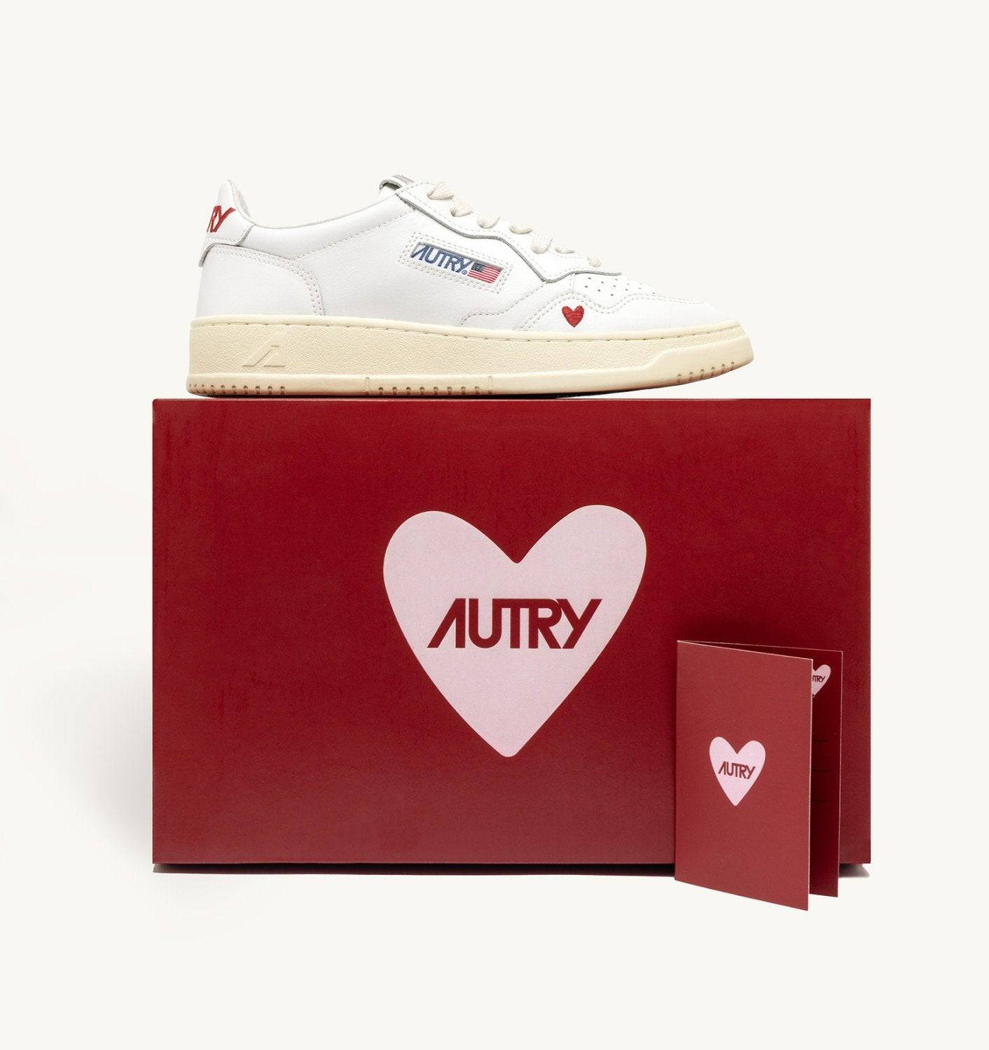 SNEAKERS MEDALIST “LOVE” IN PELLE BIANCA