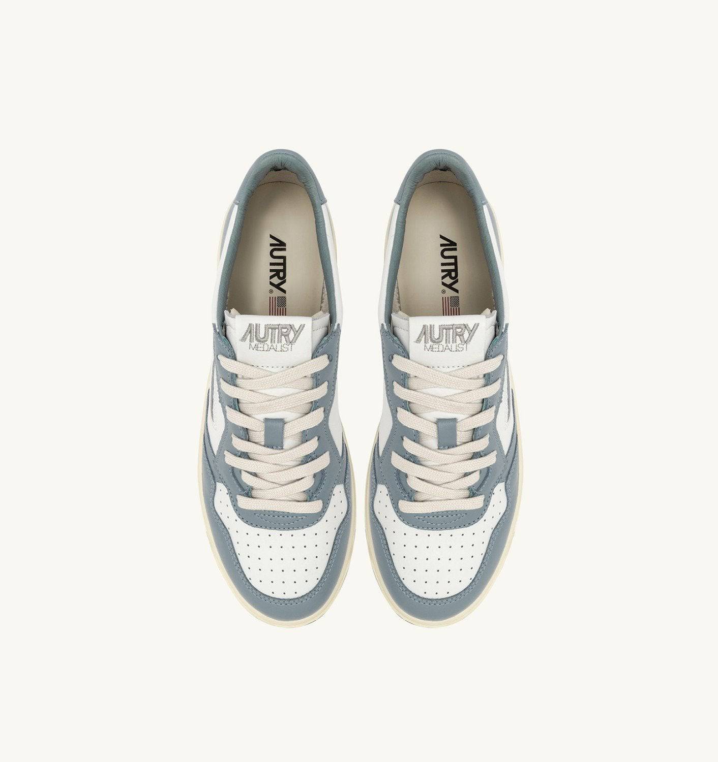 SNEAKERS MEDALIST LOW BICOLOR IN PELLE BIANCA E SILVER BLUE