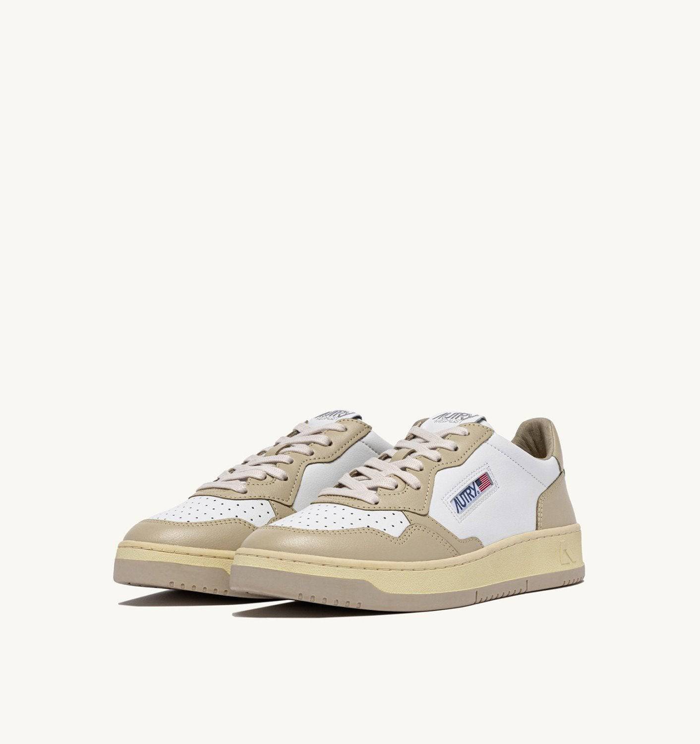 SNEAKERS MEDALIST LOW BICOLOR IN PELLE BIANCA E TIDAL FOAM