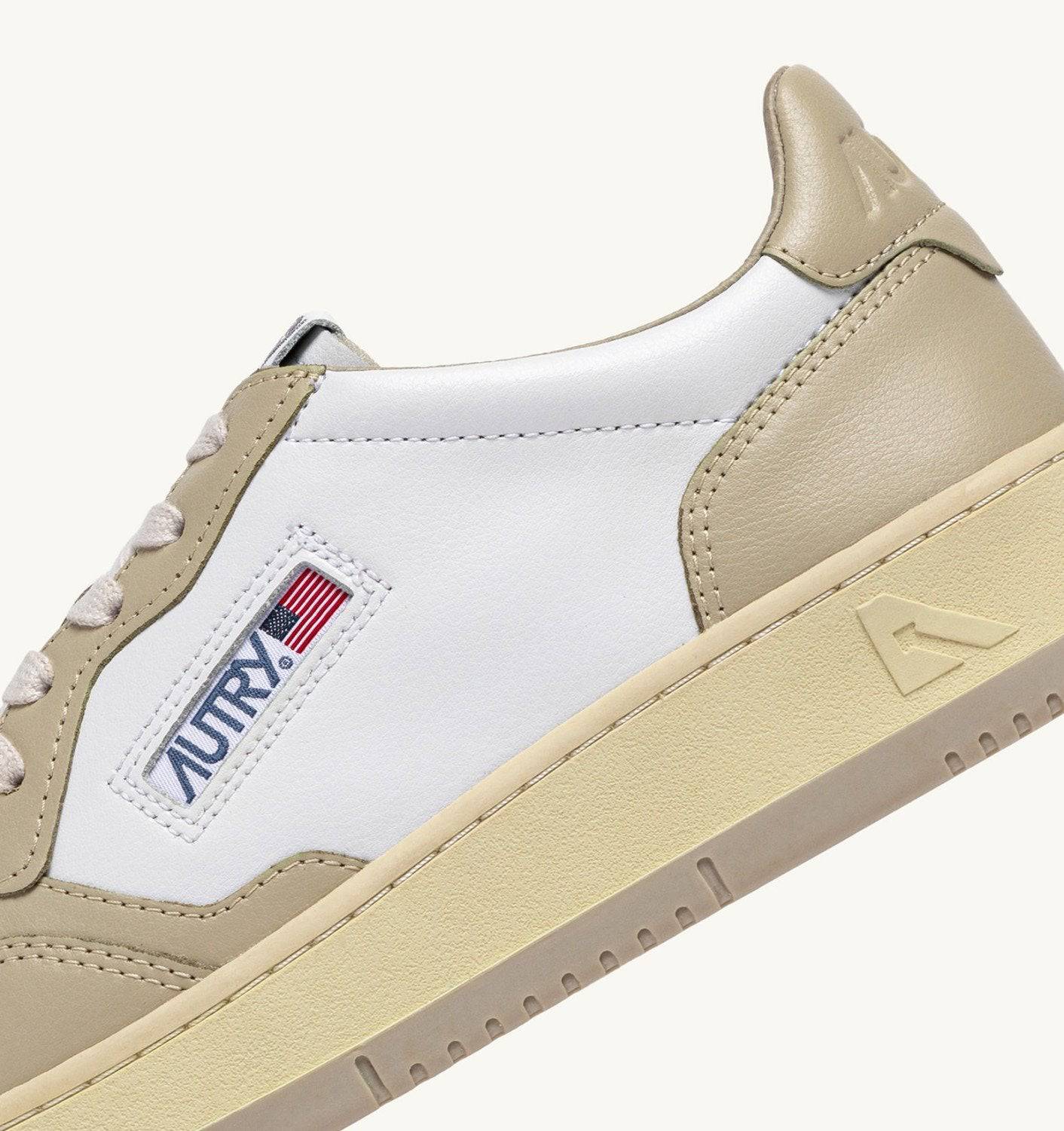 SNEAKERS MEDALIST LOW BICOLOR IN PELLE BIANCA E TIDAL FOAM