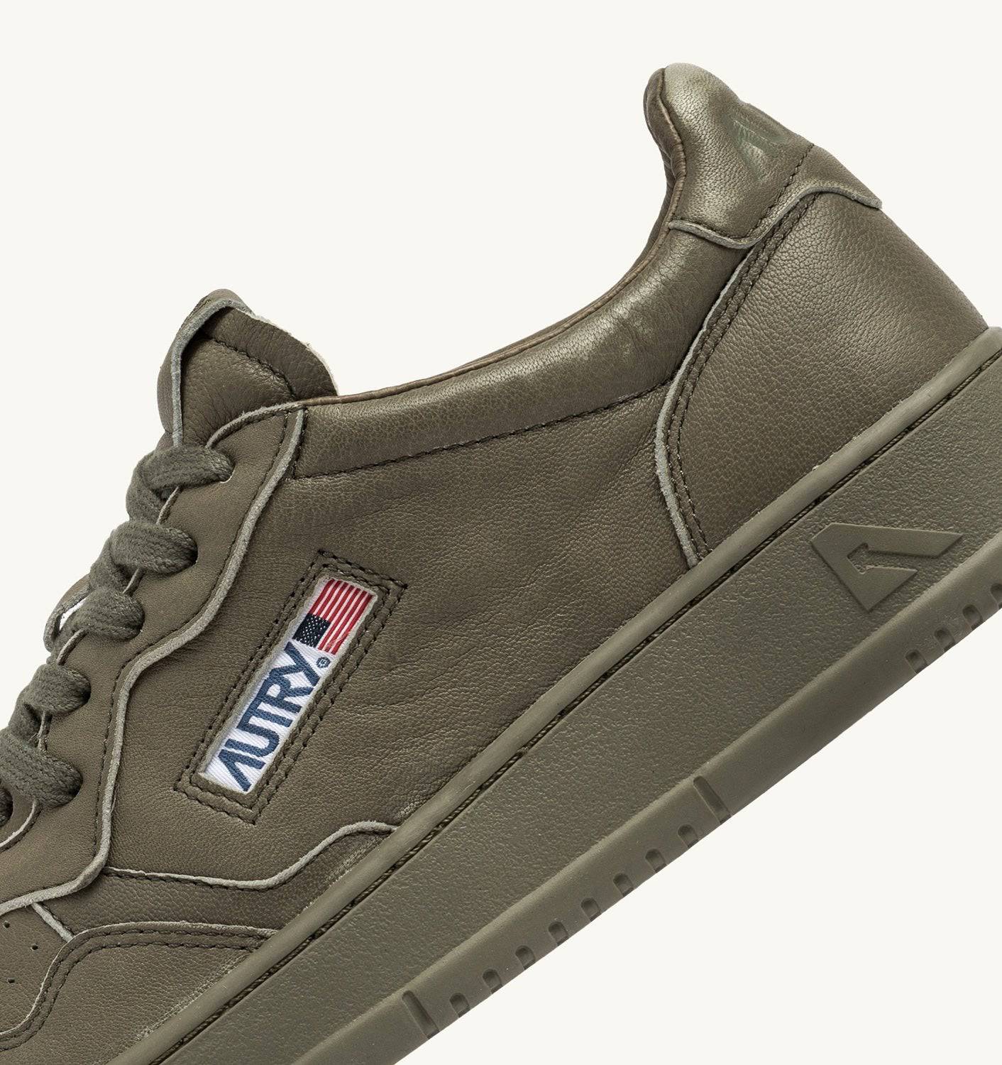 SNEAKERS MEDALIST LOW IN NAPPA COLORE COVERT GREEN