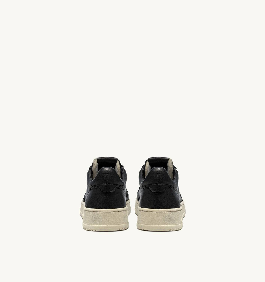 SNEAKERS MEDALIST LOW IN NAPPA NERA SUPER SOFT
