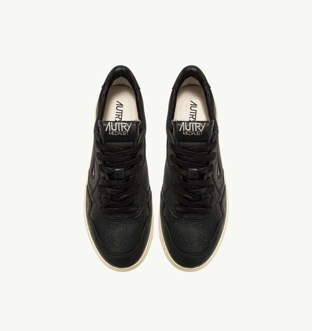 SNEAKERS MEDALIST LOW IN NAPPA NERA SUPER SOFT