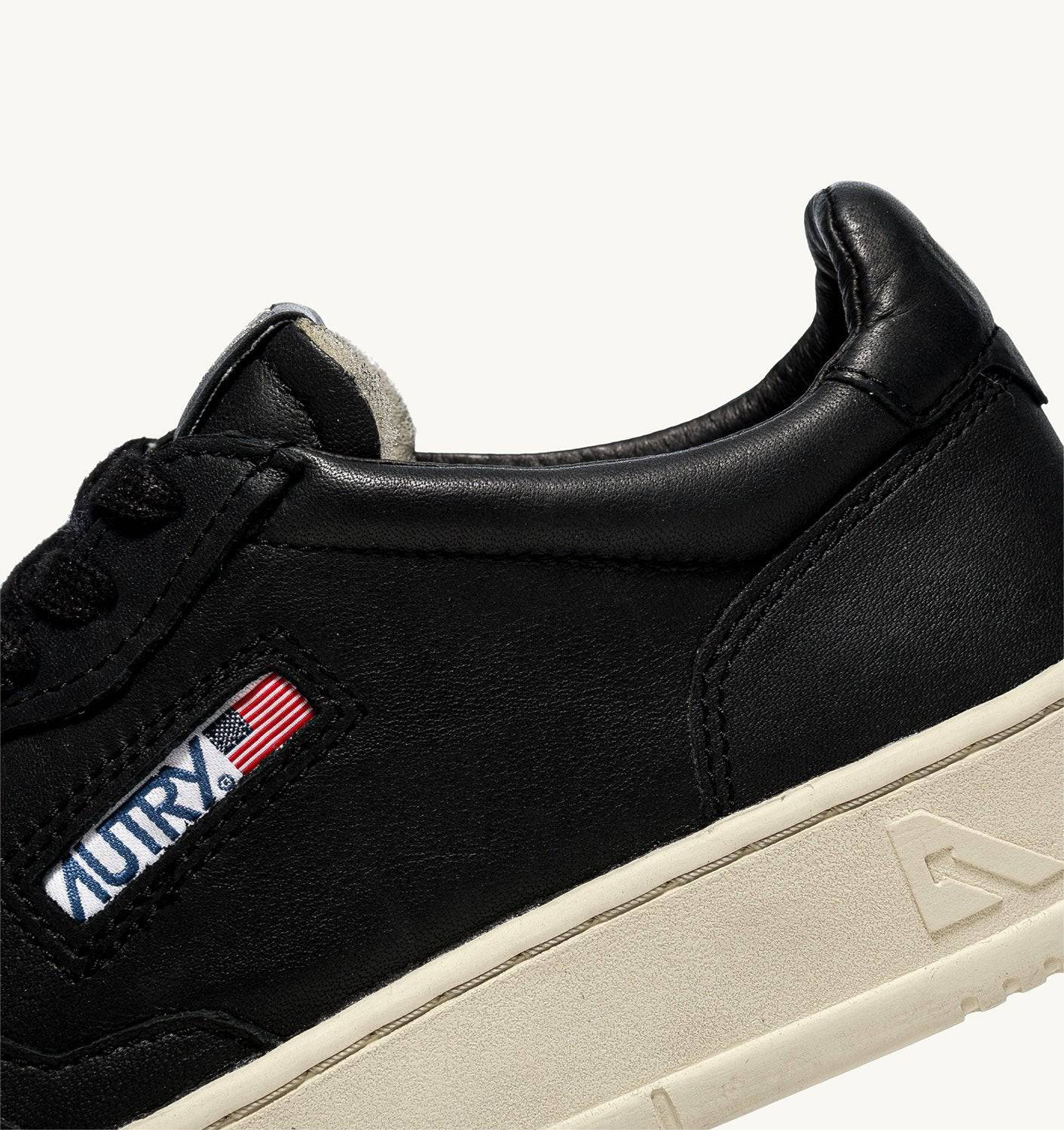 SNEAKERS MEDALIST LOW IN NAPPA NERA SUPER SOFT