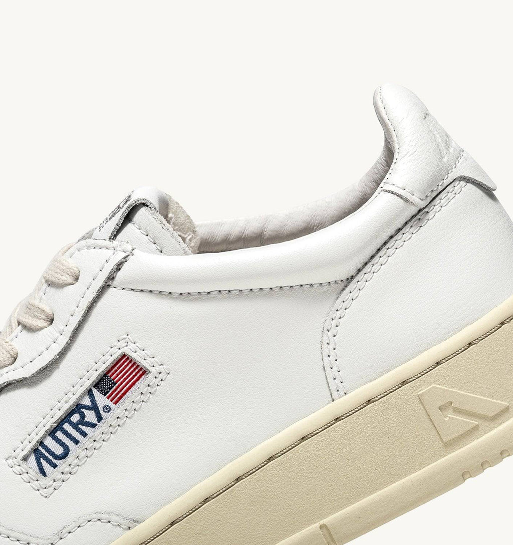 SNEAKERS MEDALIST LOW IN PELLE BIANCA