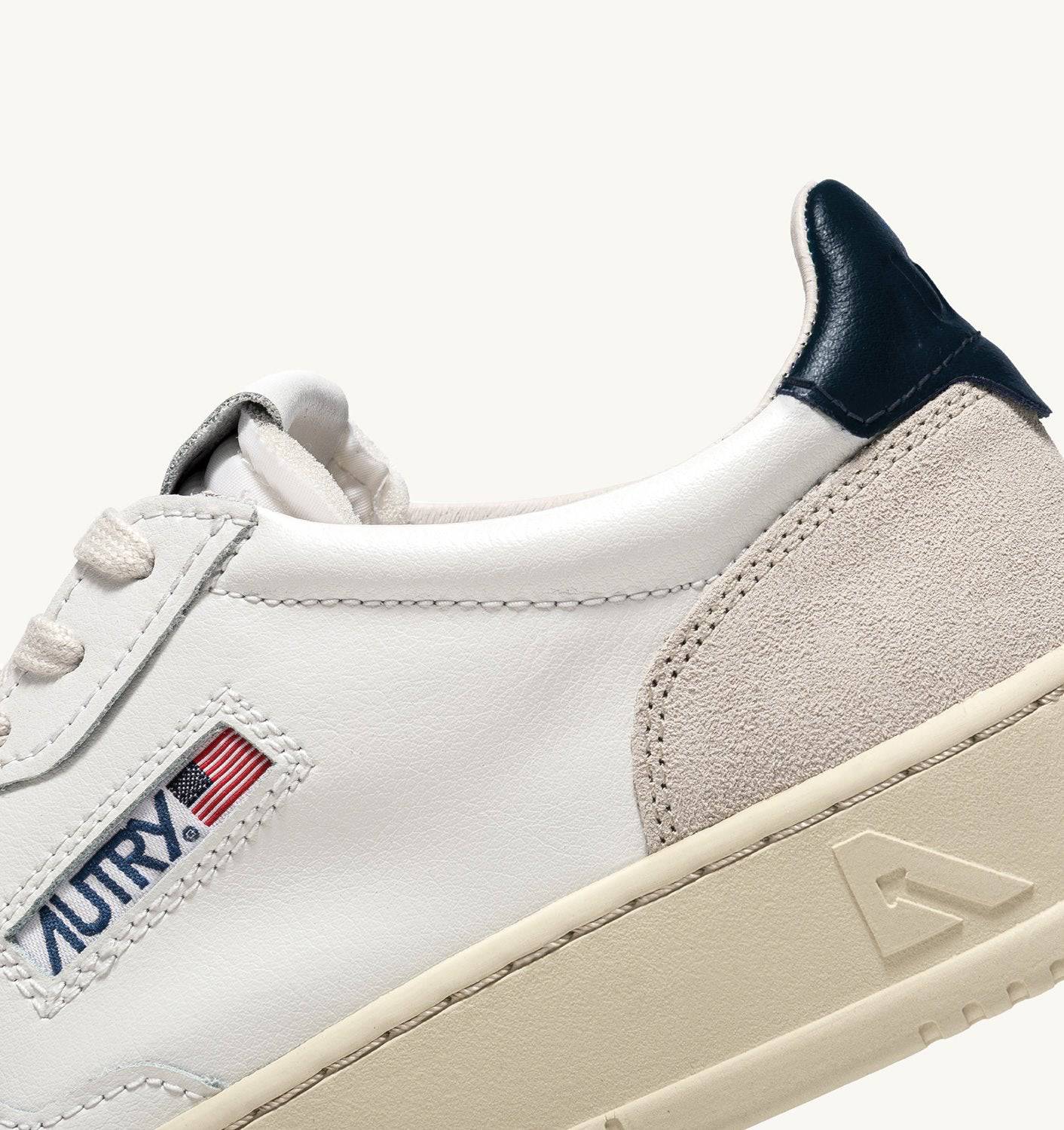 SNEAKERS MEDALIST LOW IN PELLE BIANCA E BLU E SUEDE BEIGE