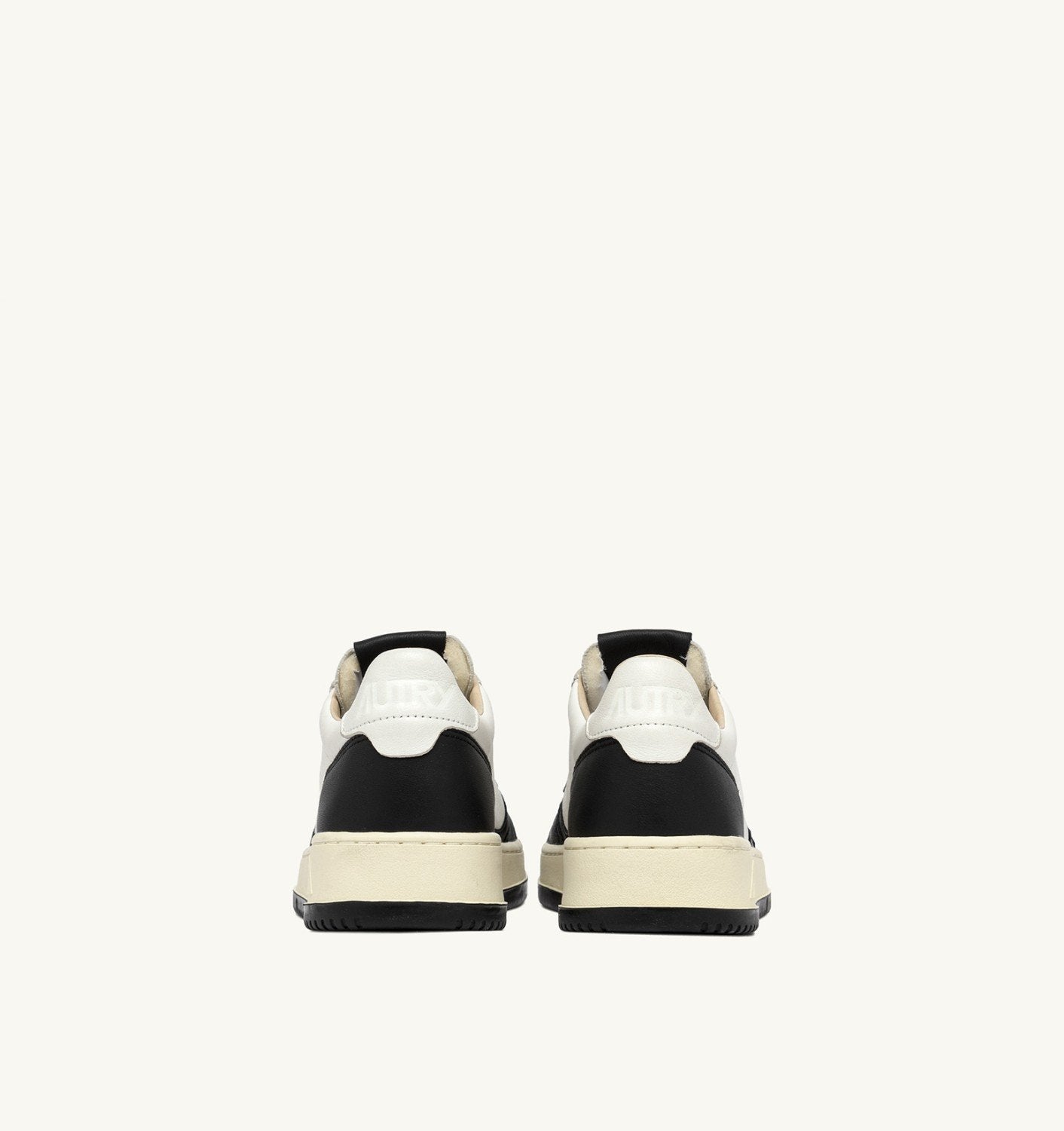 SNEAKERS MEDALIST LOW IN PELLE BIANCA E NERO
