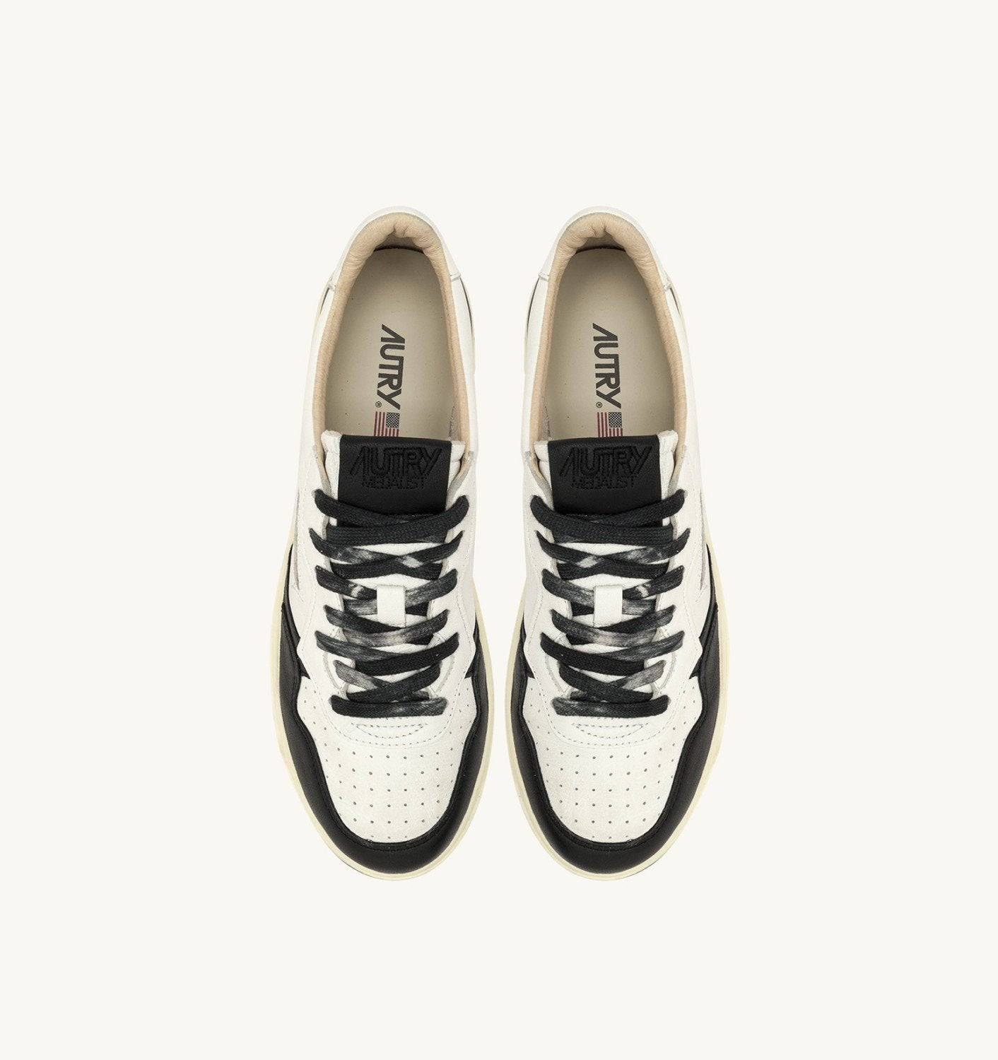 SNEAKERS MEDALIST LOW IN PELLE BIANCA E NERO