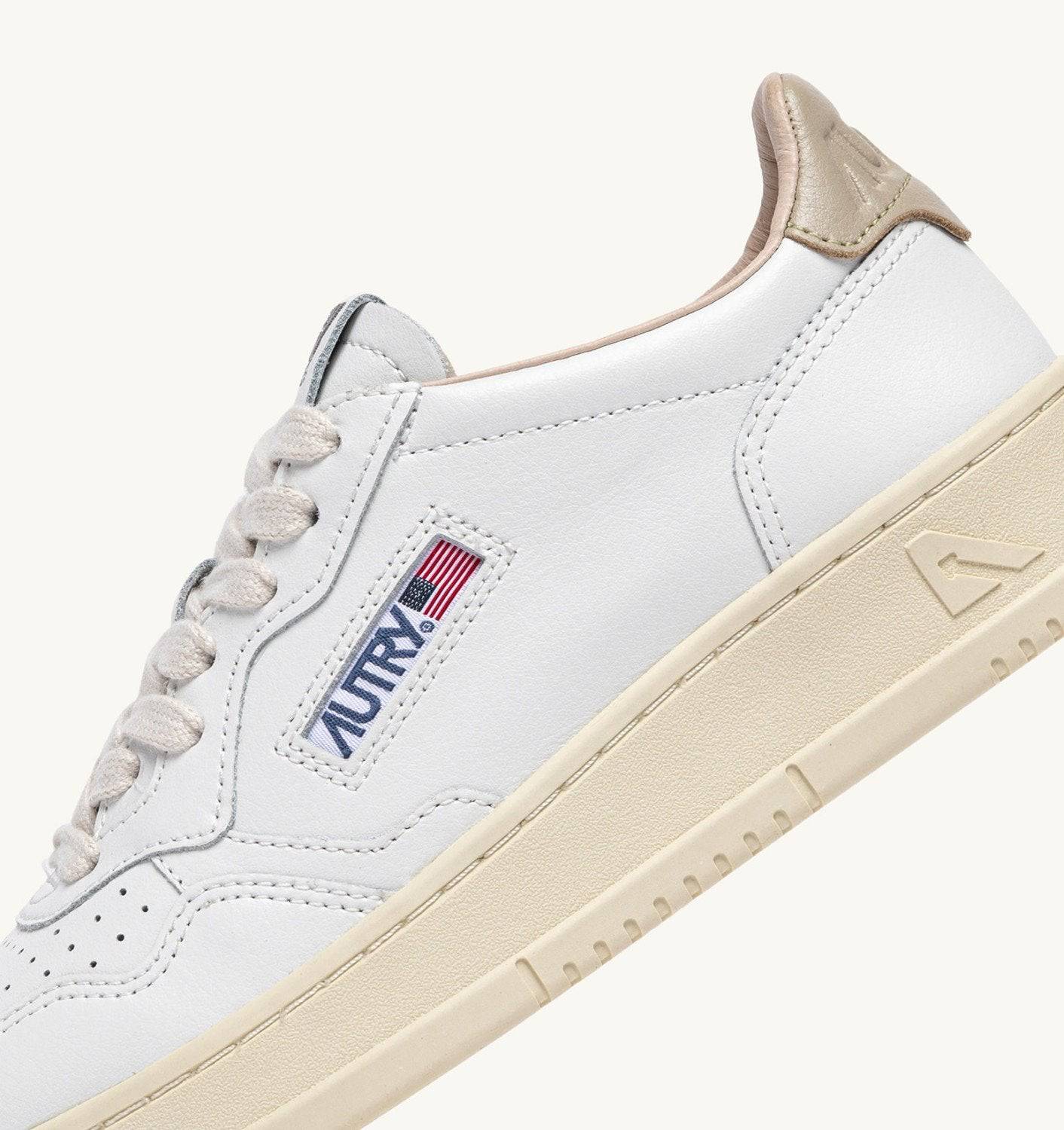 SNEAKERS MEDALIST LOW IN PELLE BIANCA E TIDAL FOAM