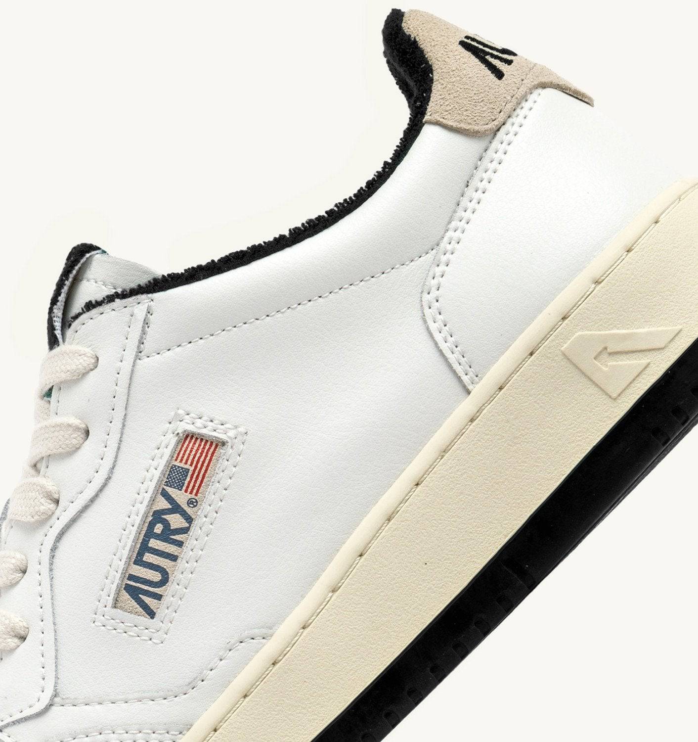 SNEAKERS MEDALIST LOW IN PELLE COLORE BIANCO E NERO