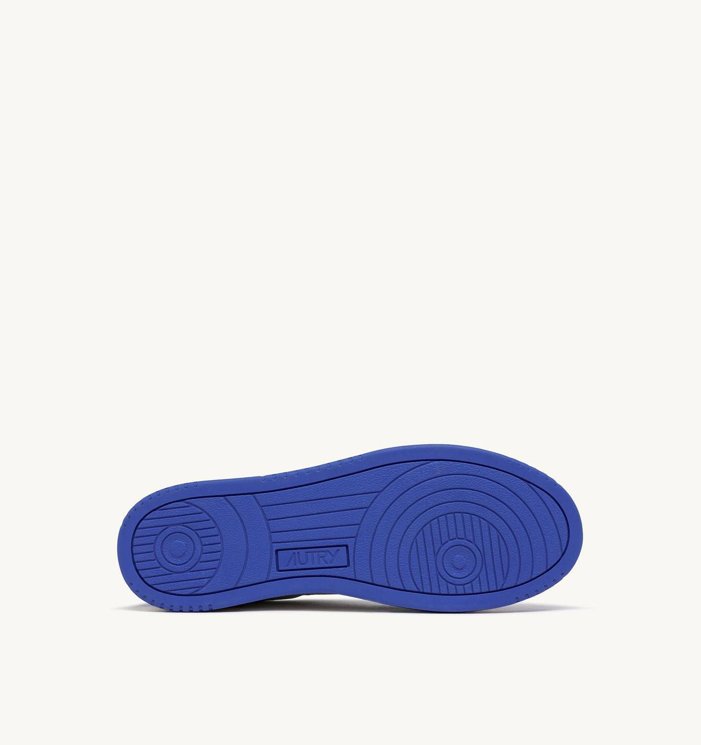 SNEAKERS MEDALIST LOW IN PELLE COLORE BIANCO E PALACE BLUE CON LETTERING