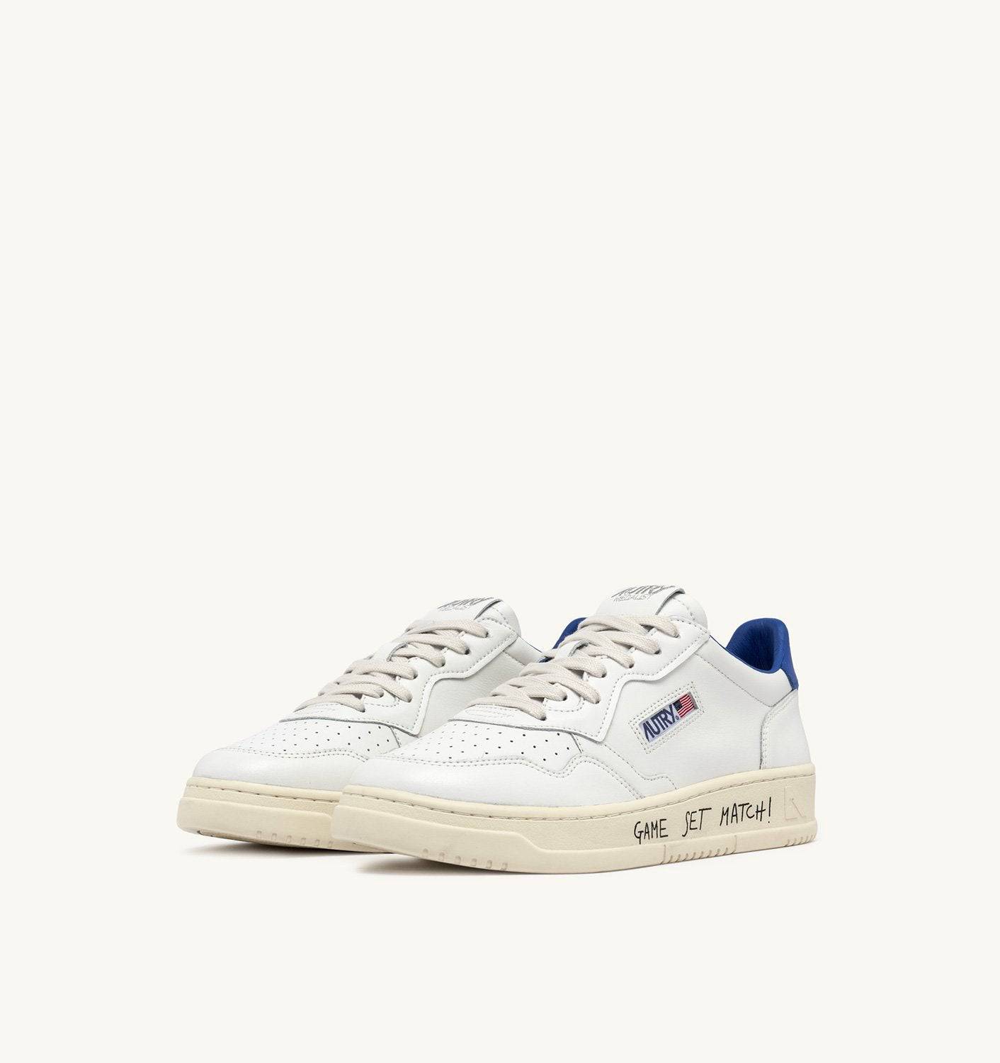 SNEAKERS MEDALIST LOW IN PELLE COLORE BIANCO E PALACE BLUE CON SCRITTA