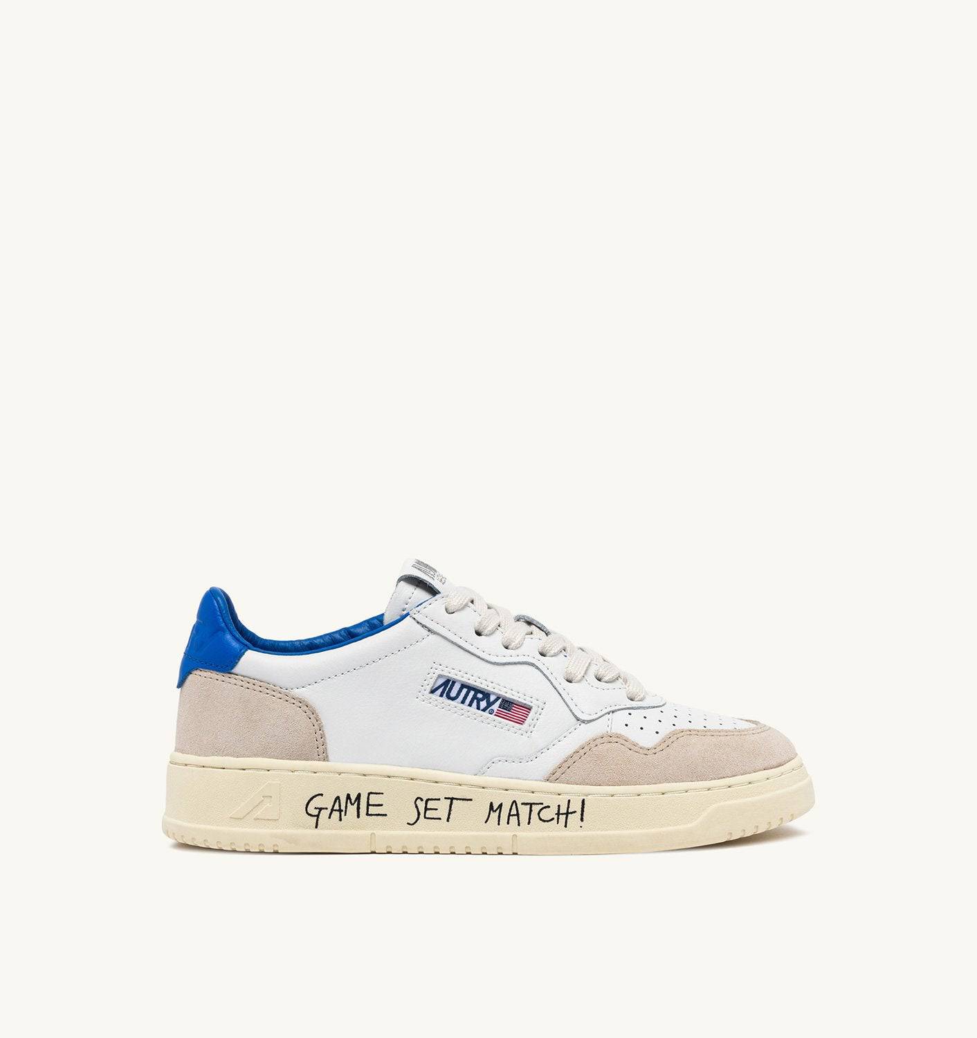SNEAKERS MEDALIST LOW IN PELLE E SUEDE BIANCA E PALACE BLUE CON LETTERING