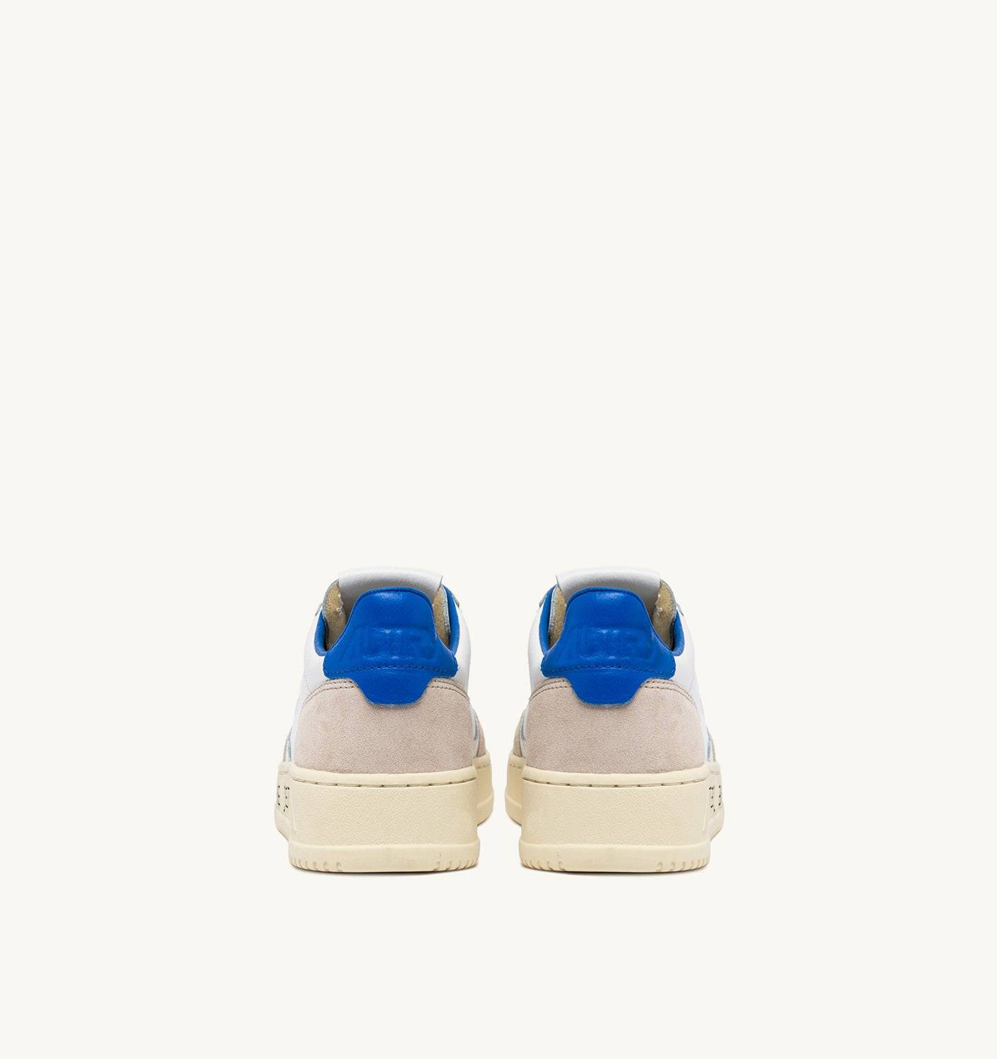 SNEAKERS MEDALIST LOW IN PELLE E SUEDE BIANCA E PALACE BLUE CON LETTERING