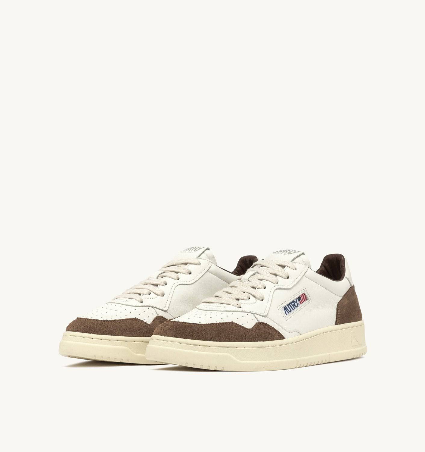 SNEAKERS MEDALIST LOW IN PELLE E SUEDE COLORE BIANCO E CIGAR