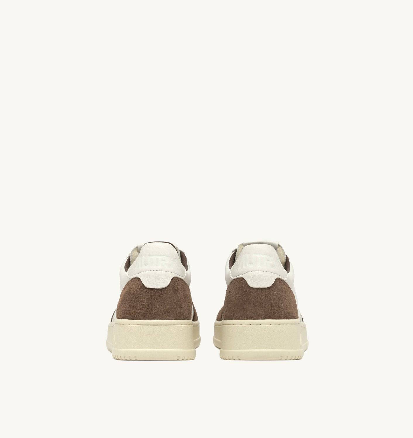 SNEAKERS MEDALIST LOW IN PELLE E SUEDE COLORE BIANCO E CIGAR
