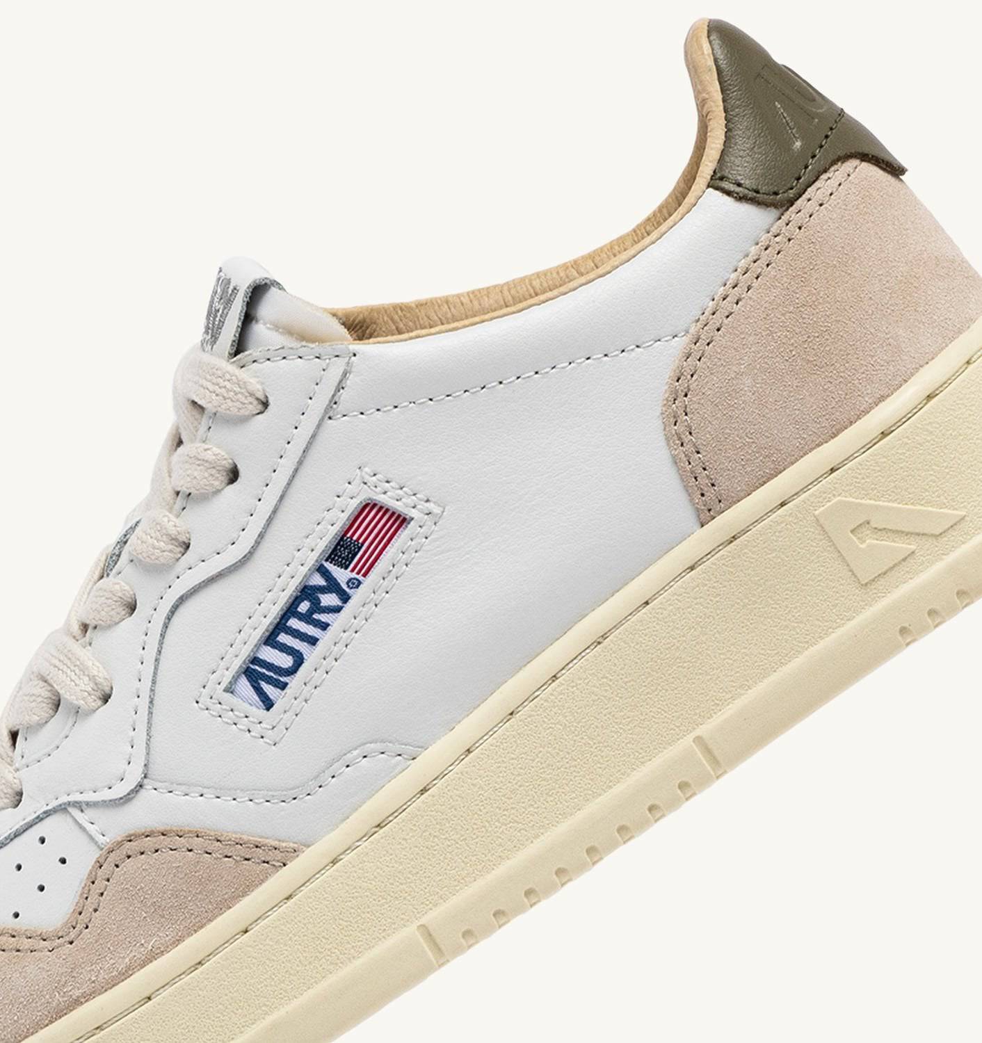 SNEAKERS MEDALIST LOW IN PELLE E SUEDE COLORE BIANCO E COVERT GREEN