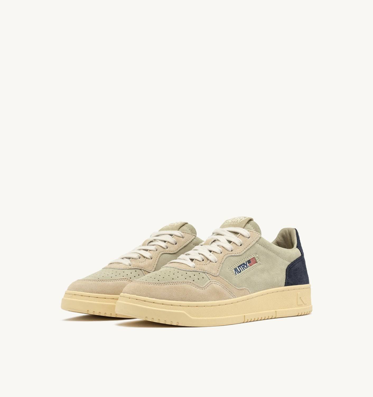 SNEAKERS MEDALIST LOW TRICOLOR IN SUEDE BEIGE ECRU E BLUE SPACE