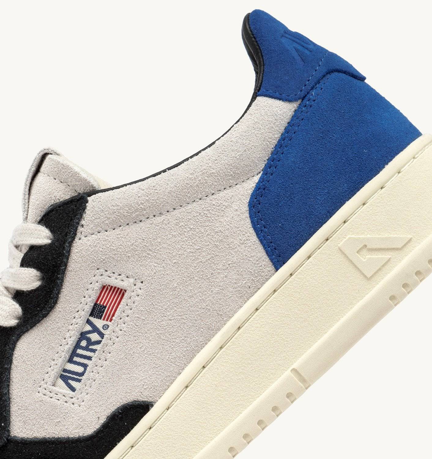 SNEAKERS MEDALIST LOW TRICOLOR IN SUEDE COLORE ELECTRIC BLU E OFF BLACK