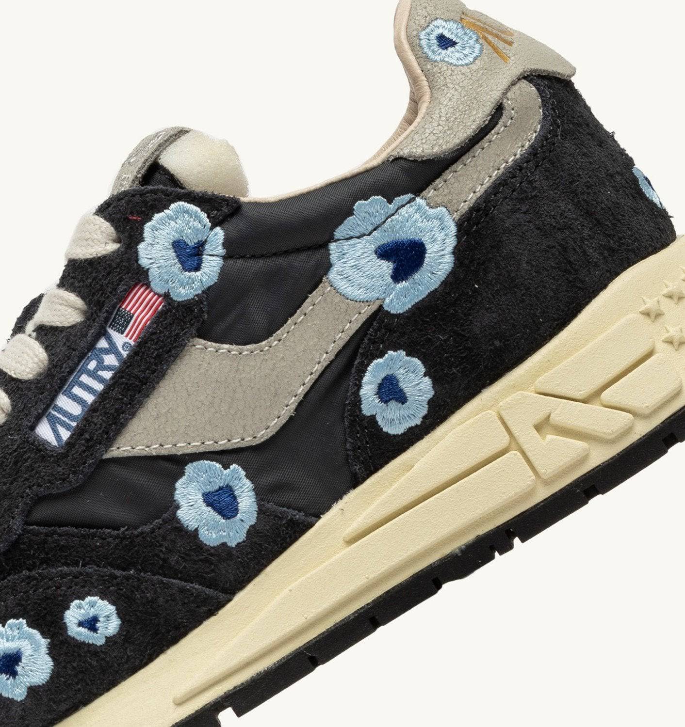 SNEAKERS REELWIND LOW RICAMATE COLORE PHAN E CELESTIAL BLUE