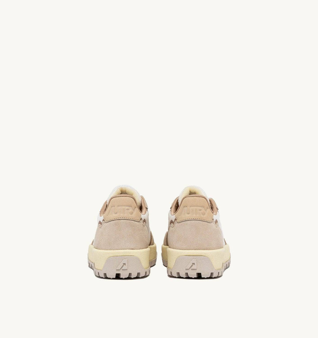 SNEAKERS WILDPACE LOW IN MESH E SUEDE COLORE WHISPER WHITE E SAND