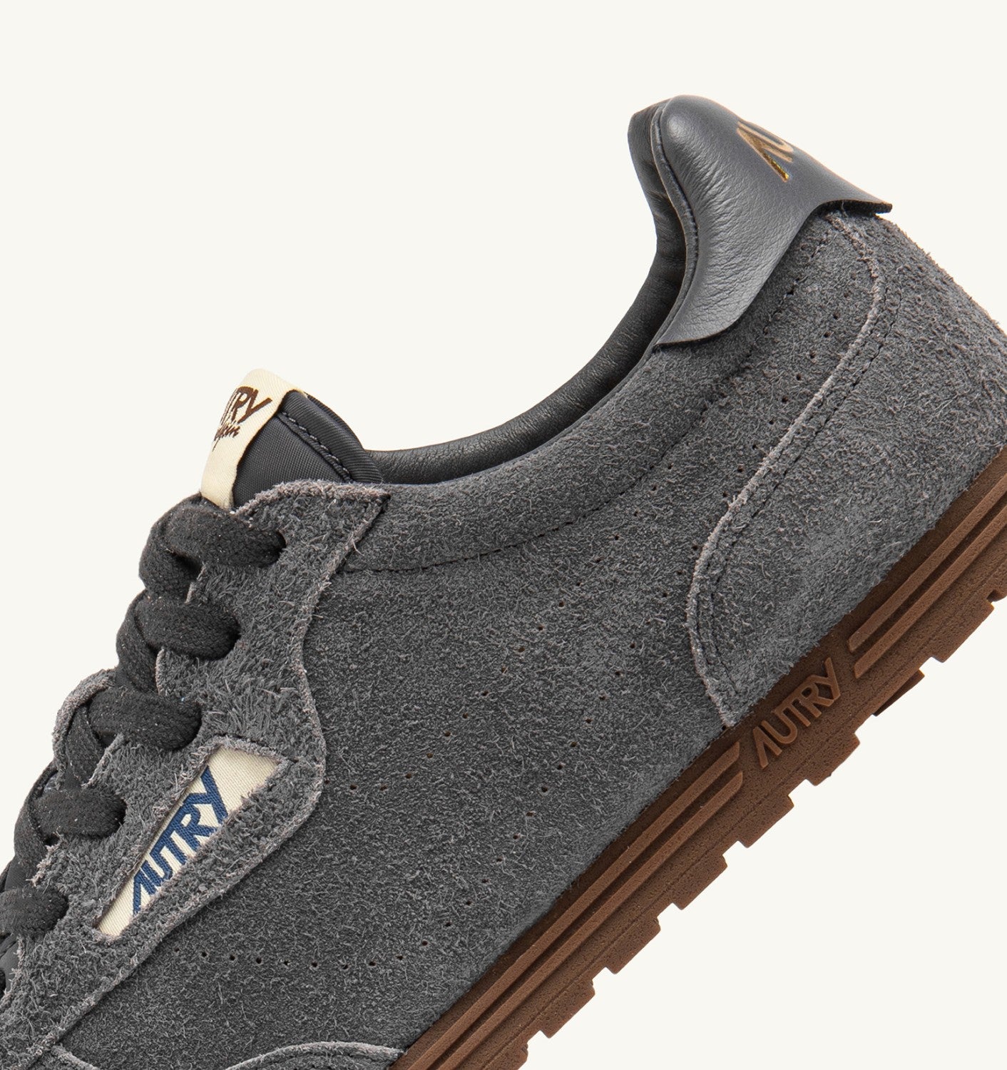 SNEAKERS WINDSPIN IN SUEDE AVION