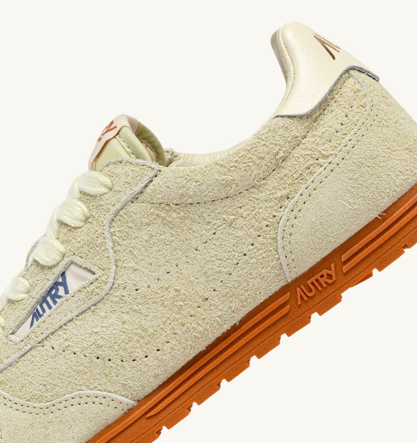 SNEAKERS WINDSPIN IN SUEDE BURRO